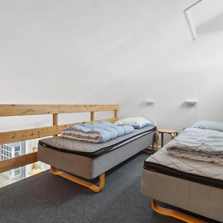 2 Bedroom Beautiful In *