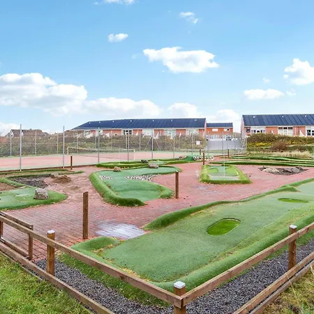 2 Bedroom Beautiful In *